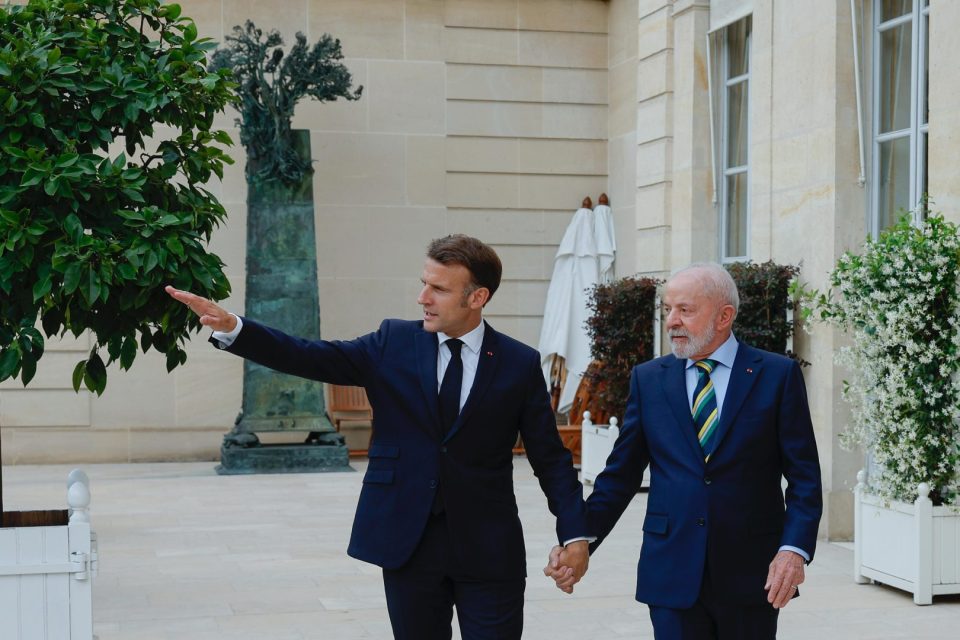 emmanuel-macron-lula