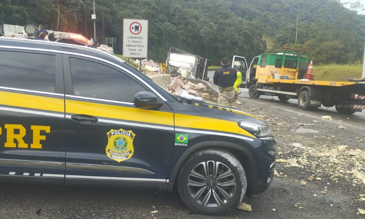 homem-morre-acidente-caminhao-br-376