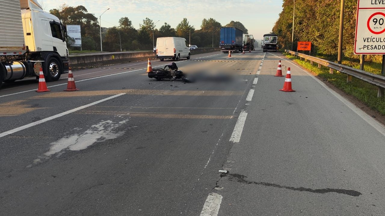 motociclista-morre-colisão-traseira-carreta-5