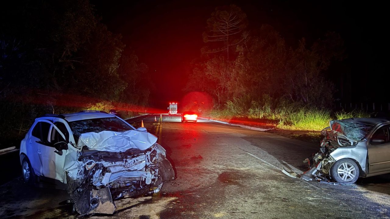 motorista-fura-bloqueio-atropelada-corpo