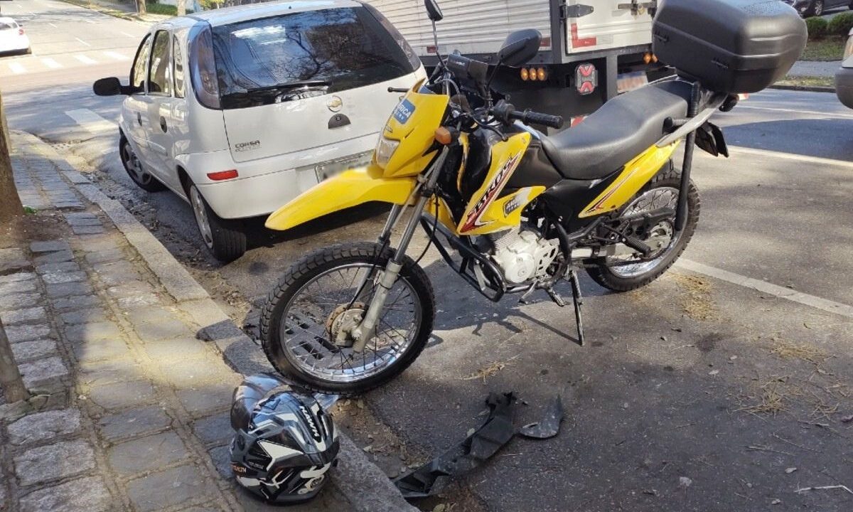 acidente-moto-carro-bigorrilho