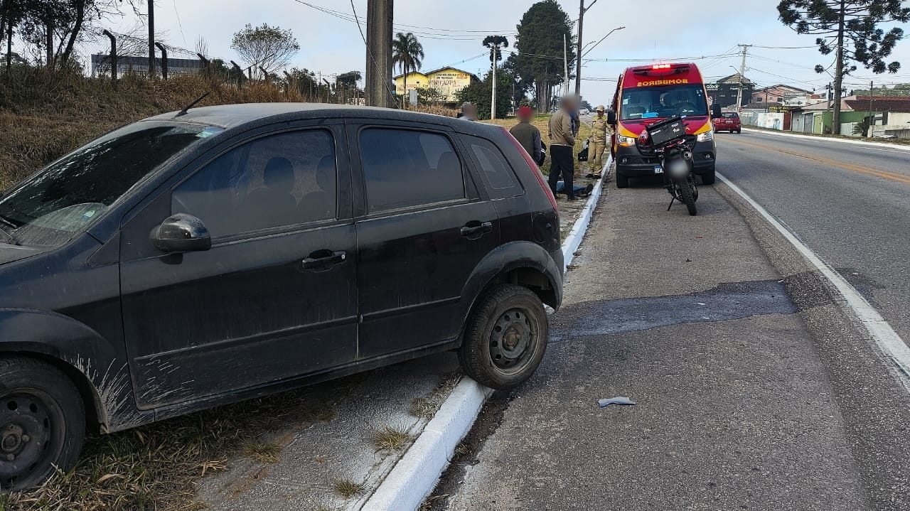 acidente-moto-carro-rodovia-da-uva