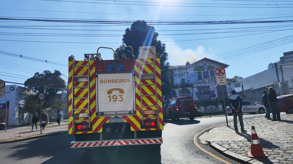 casarão-incendio-curitiba-2