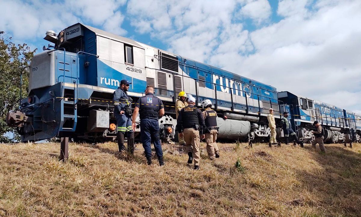 homem-morre-atropelado-trem-capao-da-imbuia