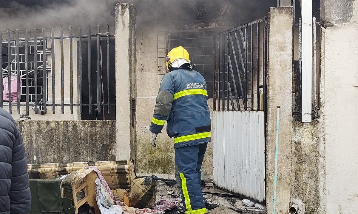 incendio-casa-cajuru-2