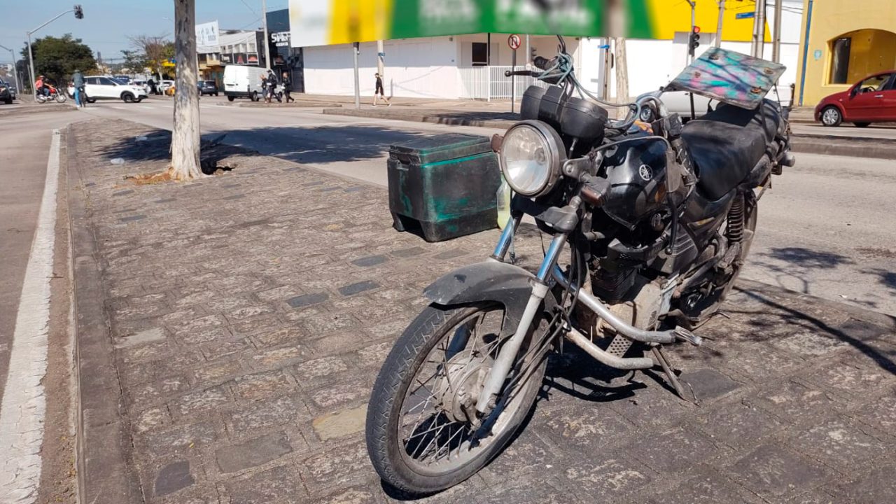 motociclista-ferido-acidente-parolin-curitiba