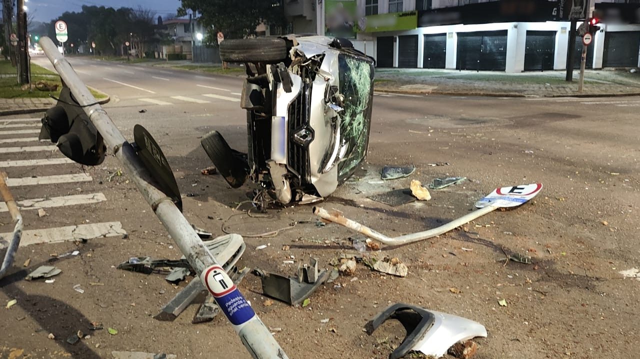 motorista-abandona-carro-2