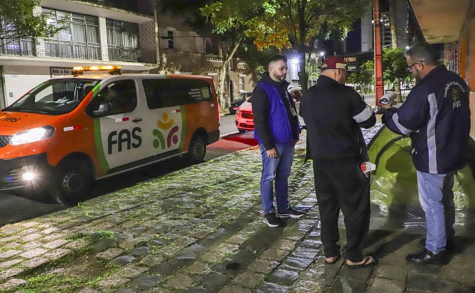 fas-recorde-abordagens-sociais-chuva-1