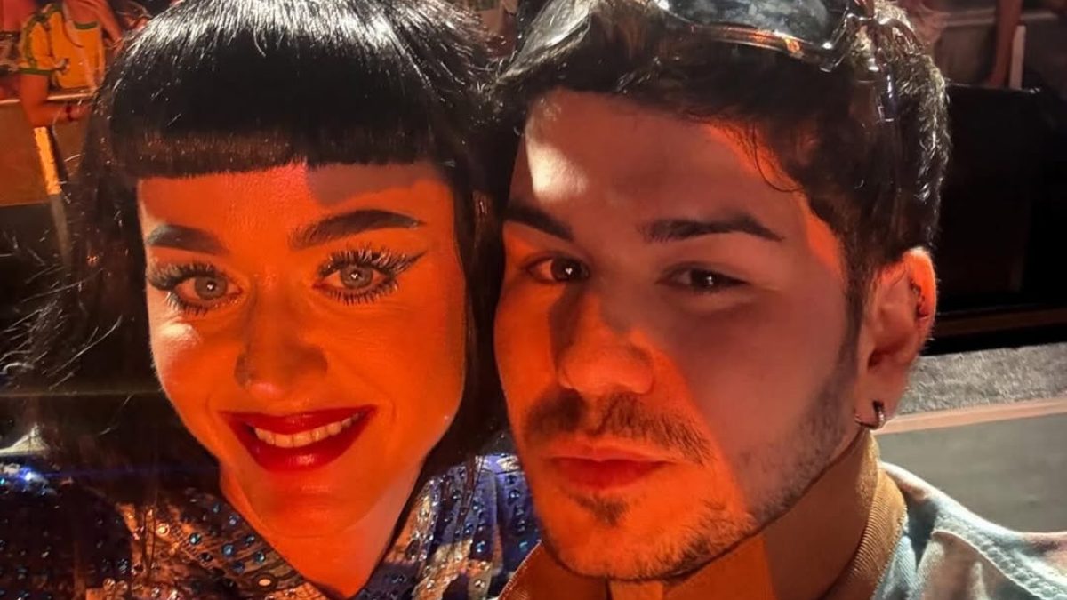 katy-perry-responde-fa-palco-curitiba