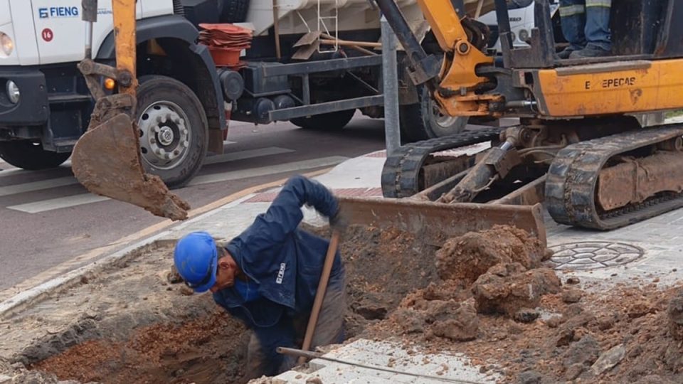 moradores-bairros-curitiba-falta-de-agua