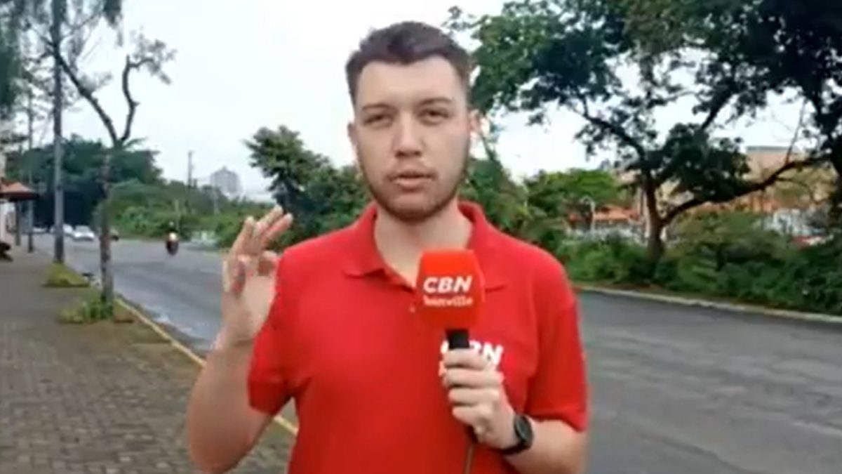 reporter-libras-pais-surdos