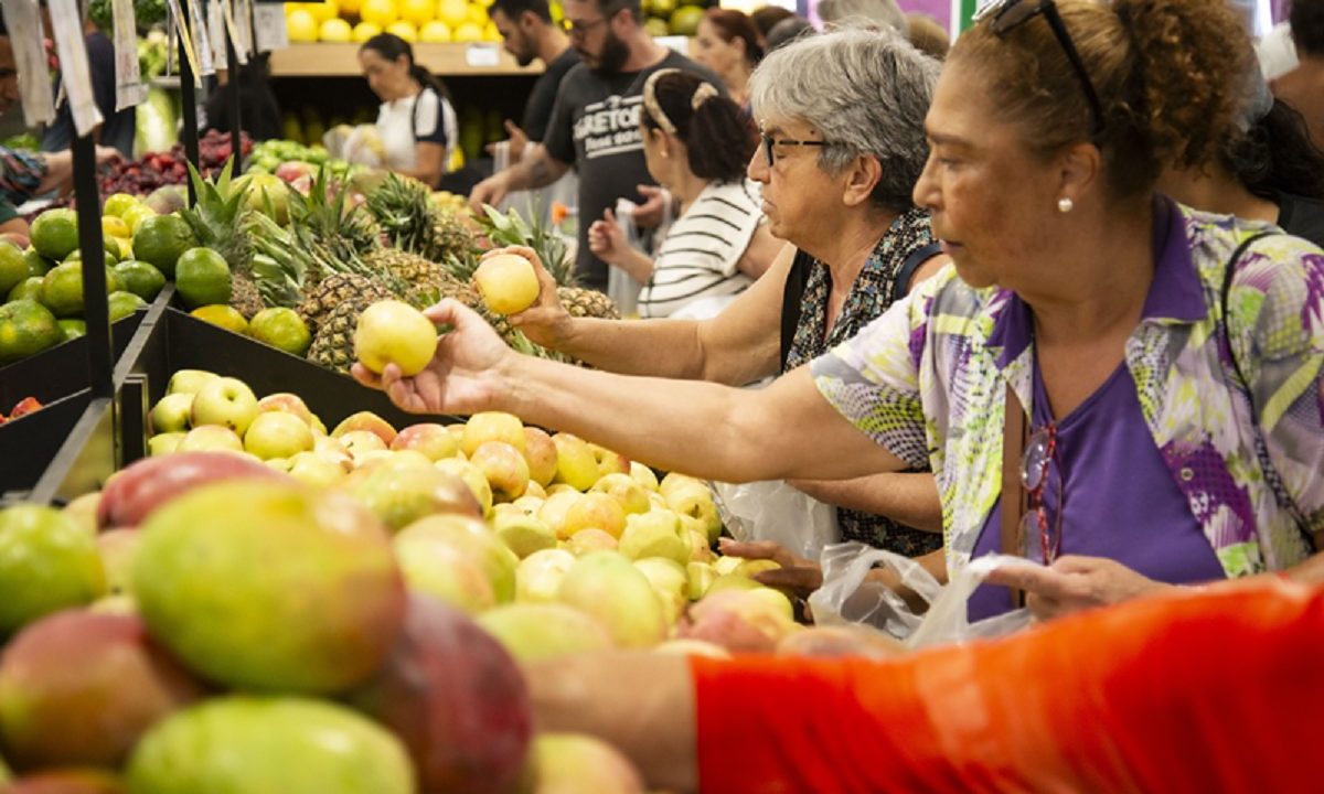 sacoloes-familia-frutas-verduras-primavera