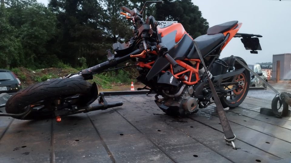 moto-acidente-contorno-santa-felicidade