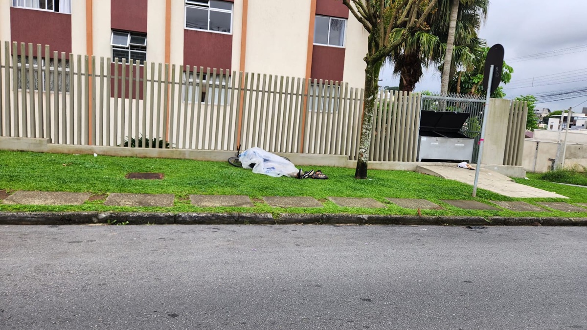 rapaz-confundido-cadaver-curitiba