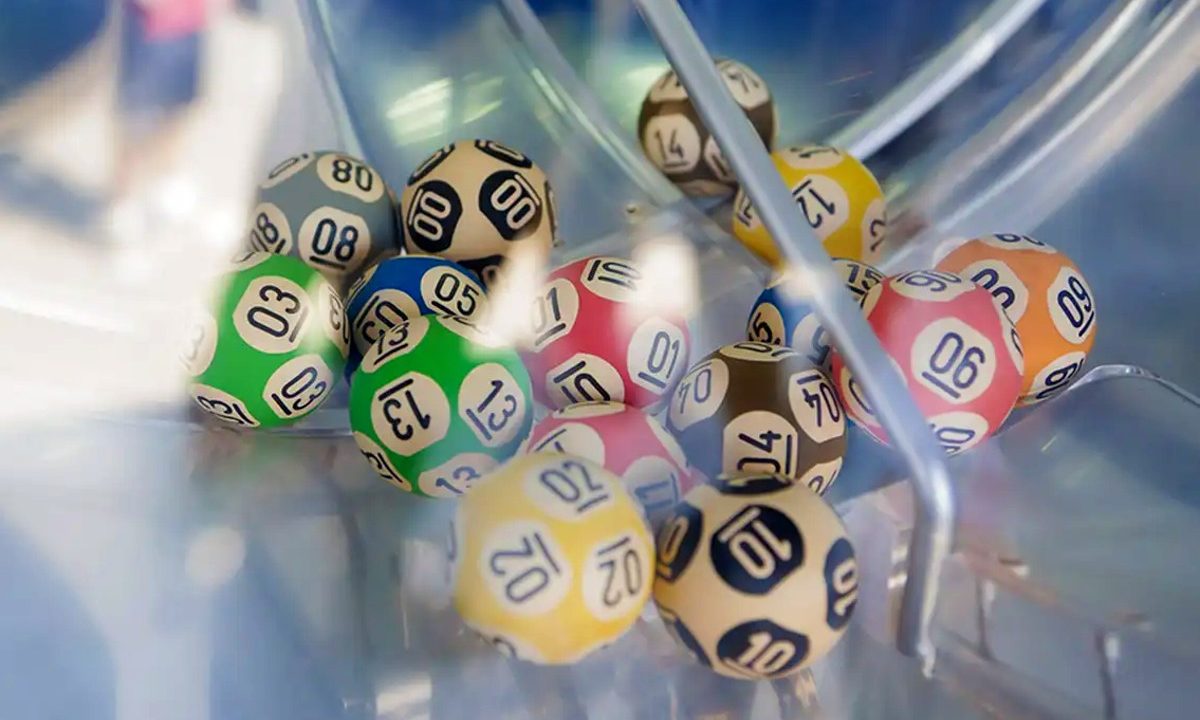 bolas-numeros-resultado-mega-da-virada-2025