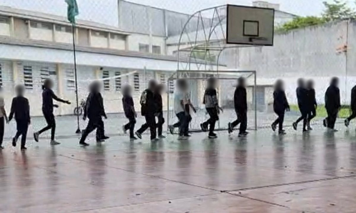 escola-civico-militar-apologia