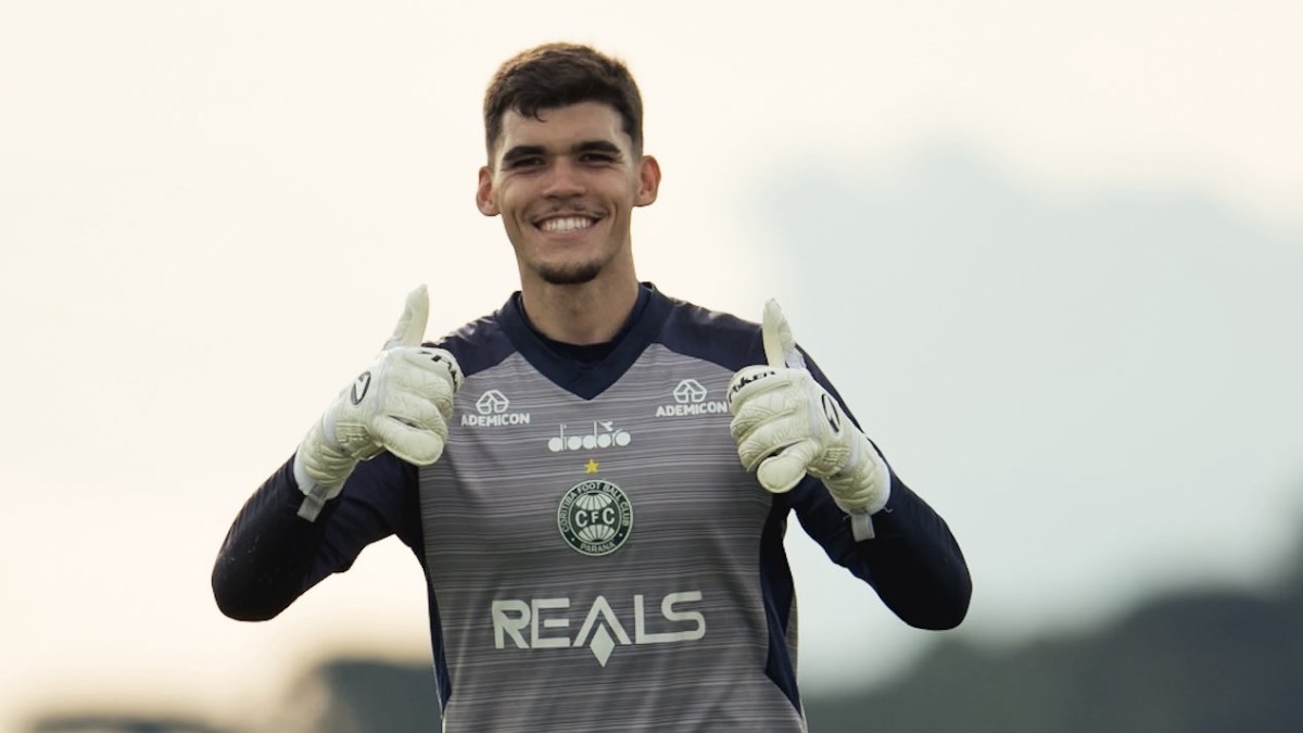 Pedro Morisco em treino do Coritiba