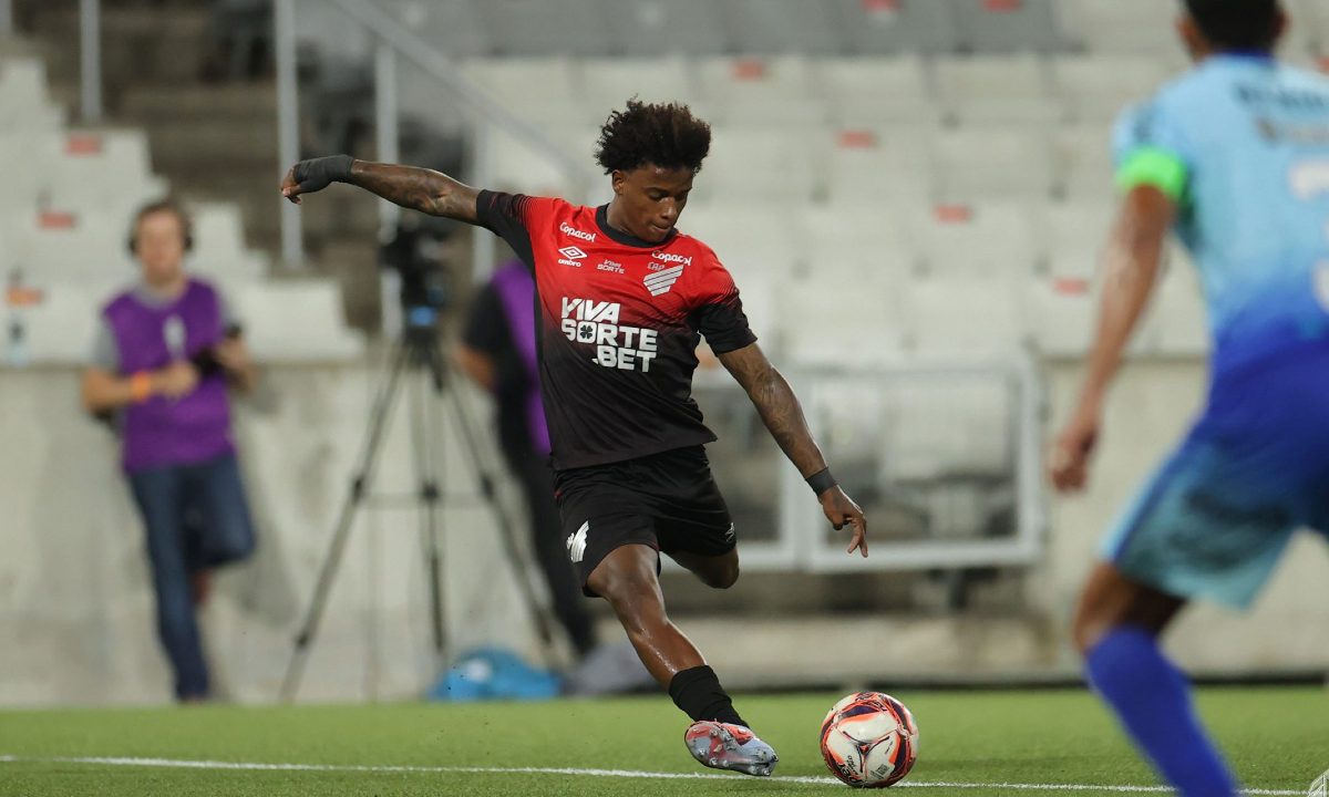 bruninho-athletico-banda-b
