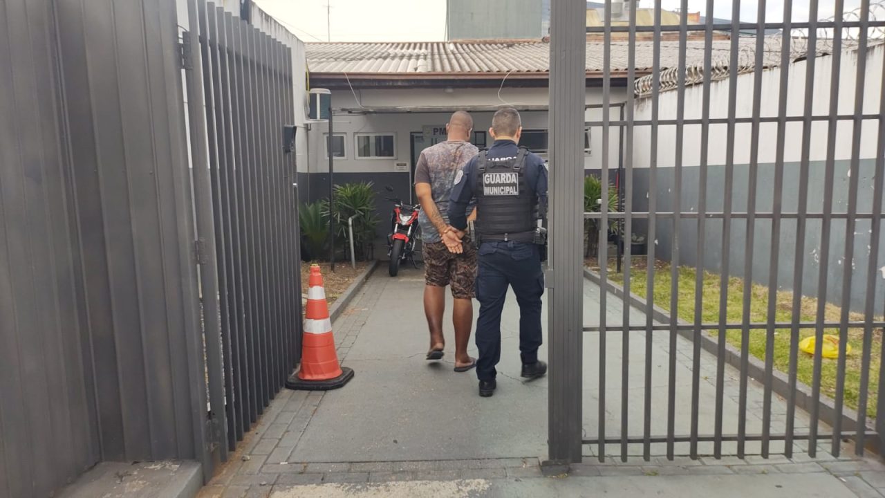 suspeito-trafico-praca-tiradentes