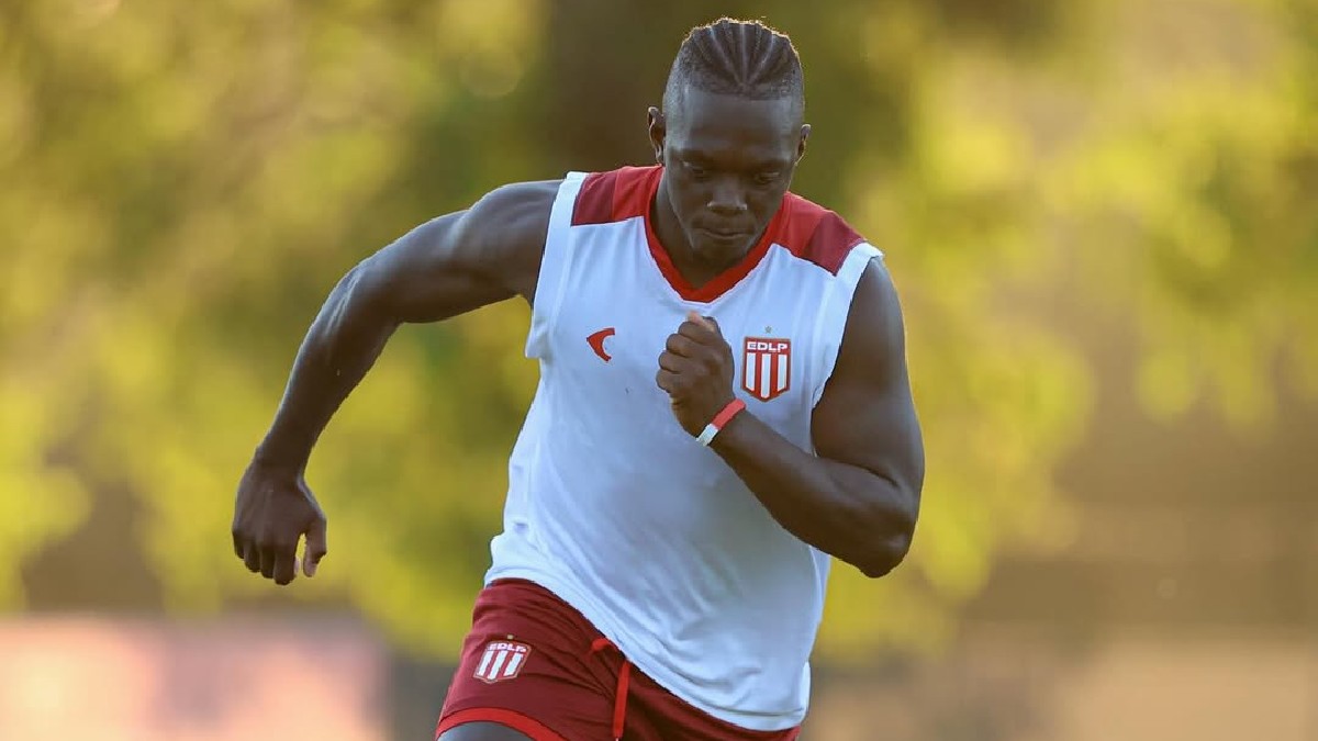 Cetré em treino do Estudiantes