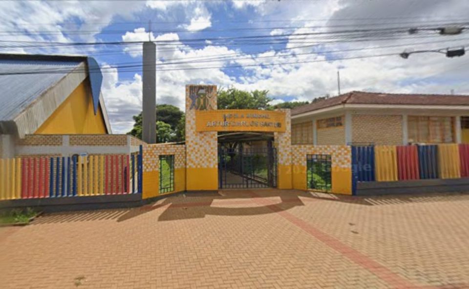 escola onde a criança foi levada por engano