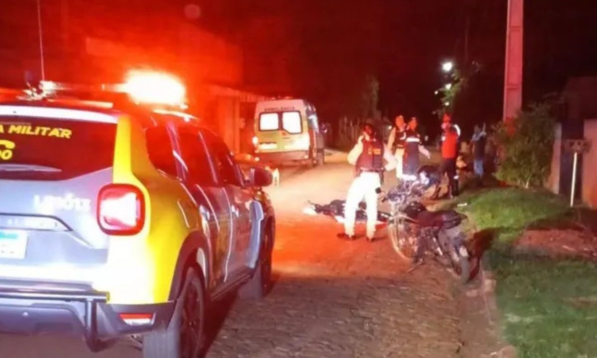foto do local onde o homem foi morto a facadas na frente da namorada