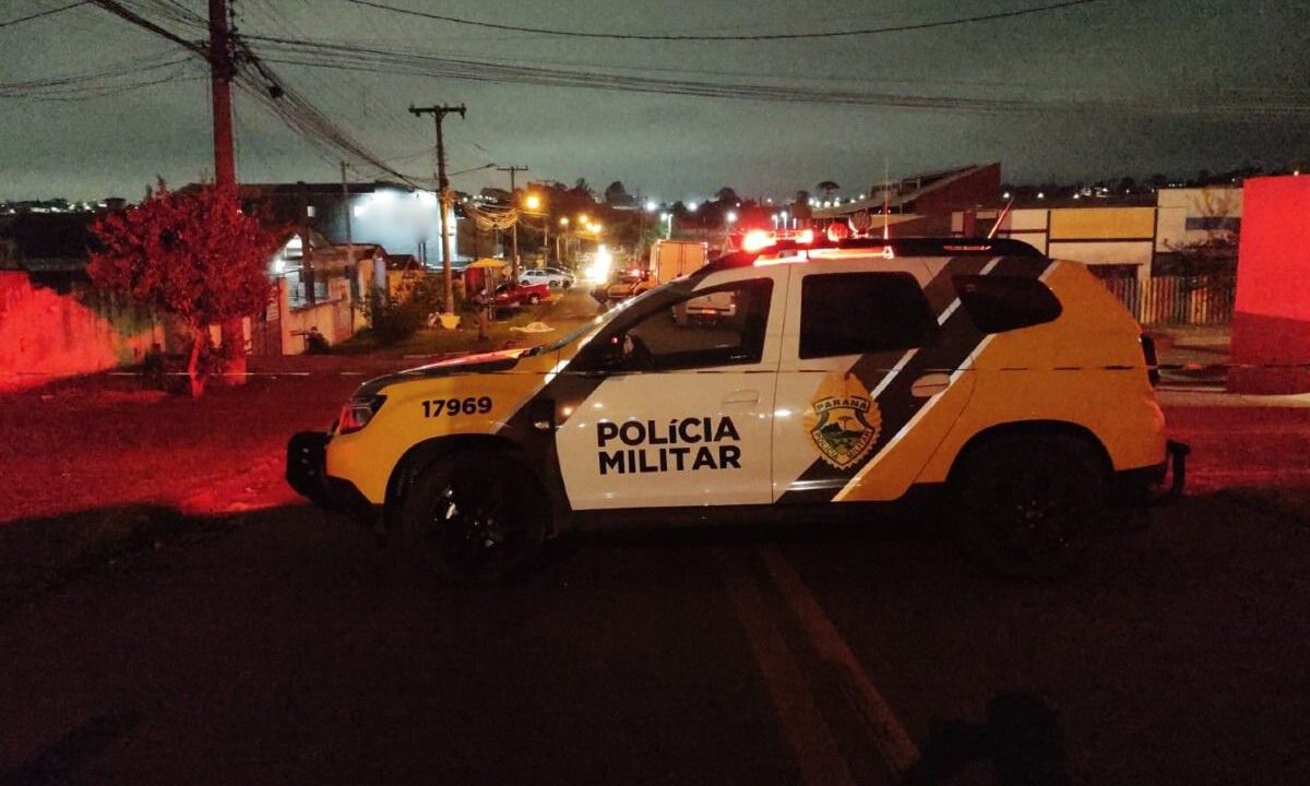 homem-morto-tiros-colombo