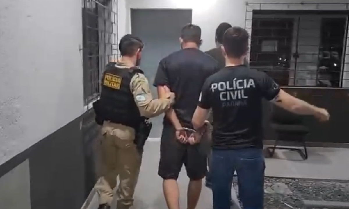 Homem que tentou matar ex-marido da namorada sendo preso