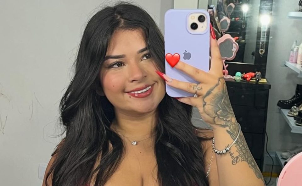 Eloiza Francieli Neris Silva