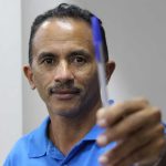 Foto cantor manoel gomes, dono da musica caneta azul