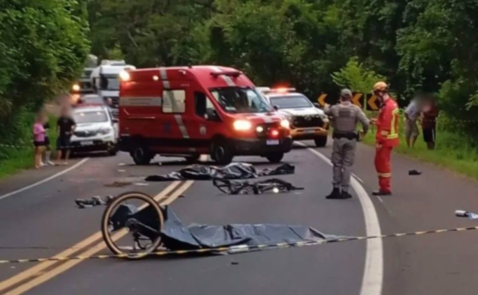 Ciclistas são brutalmente atropeladas e morrem em grave acidente em rodovia