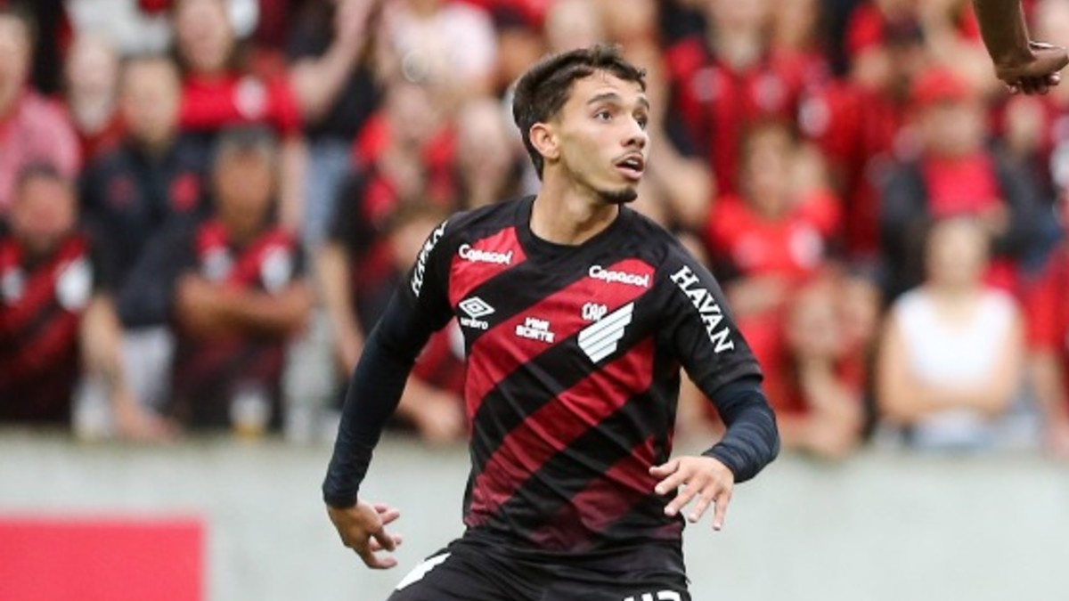 Chiqueti em Athletico x Londrina, pelo Paranaense