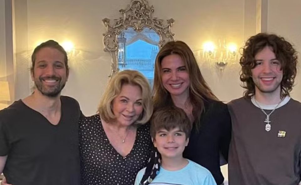 Foto da família de Luciana Gimenez