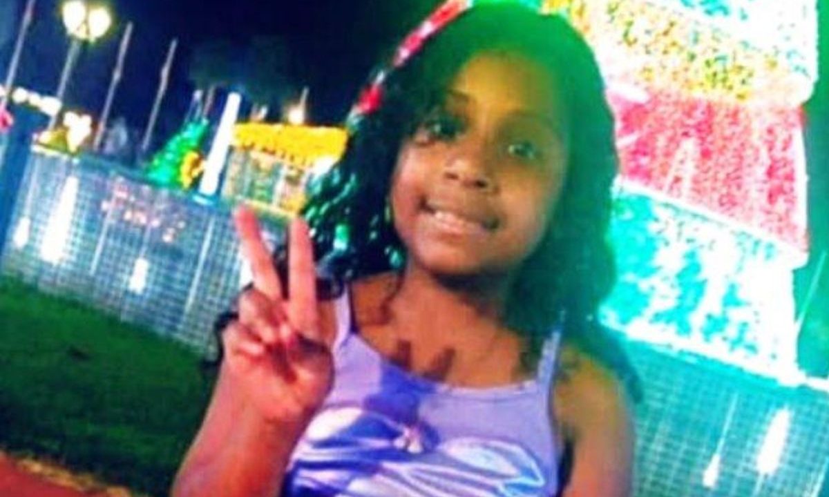 foto da menina que caiu de bicicleta e morreu no hospital, no paraná