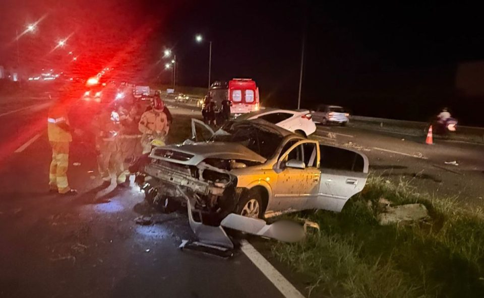 foto do local do acidente onde o motorista causou segundo acidente e atropelou o agente da PRF