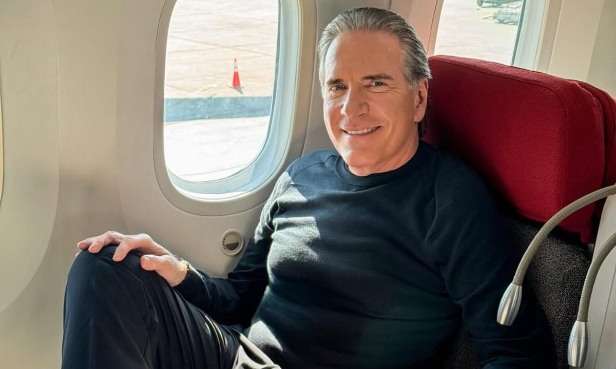 Foto de Roberto Justus em avião