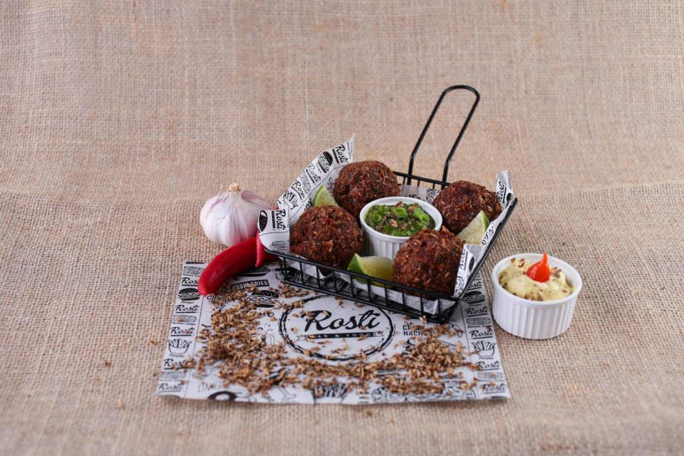 Bolinho Cervejeito, prato que participa do Comida di Buteco 2026