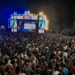 Fotos mostram shows de Lagum e Maneva, na Ilha do Mel, que celebram temporada histórica do Verão Maior Paraná