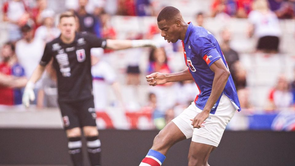 Salazar em Paraná Clube x Patriotas, pela Segundona
