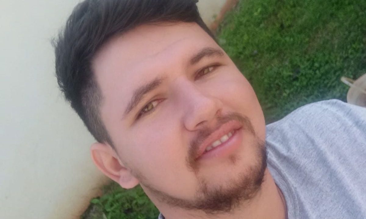 Homem que morreu em acidente de picape na PR-590