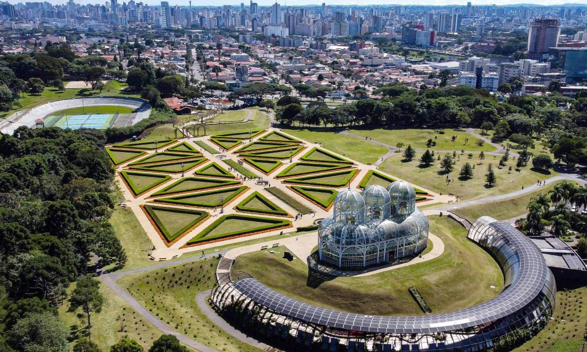 Foto mostra Jardim Botânico de Curitiba