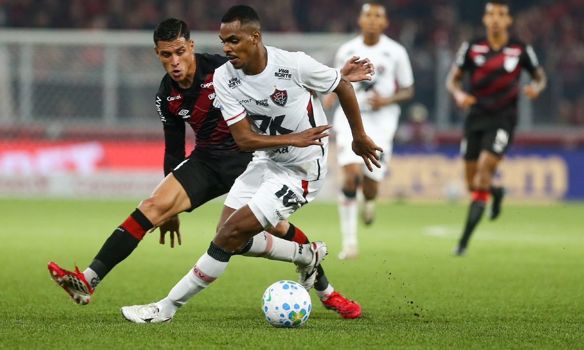 Athletico x Vitória pelo Brasileirão teve baixo tempo de bola rolando