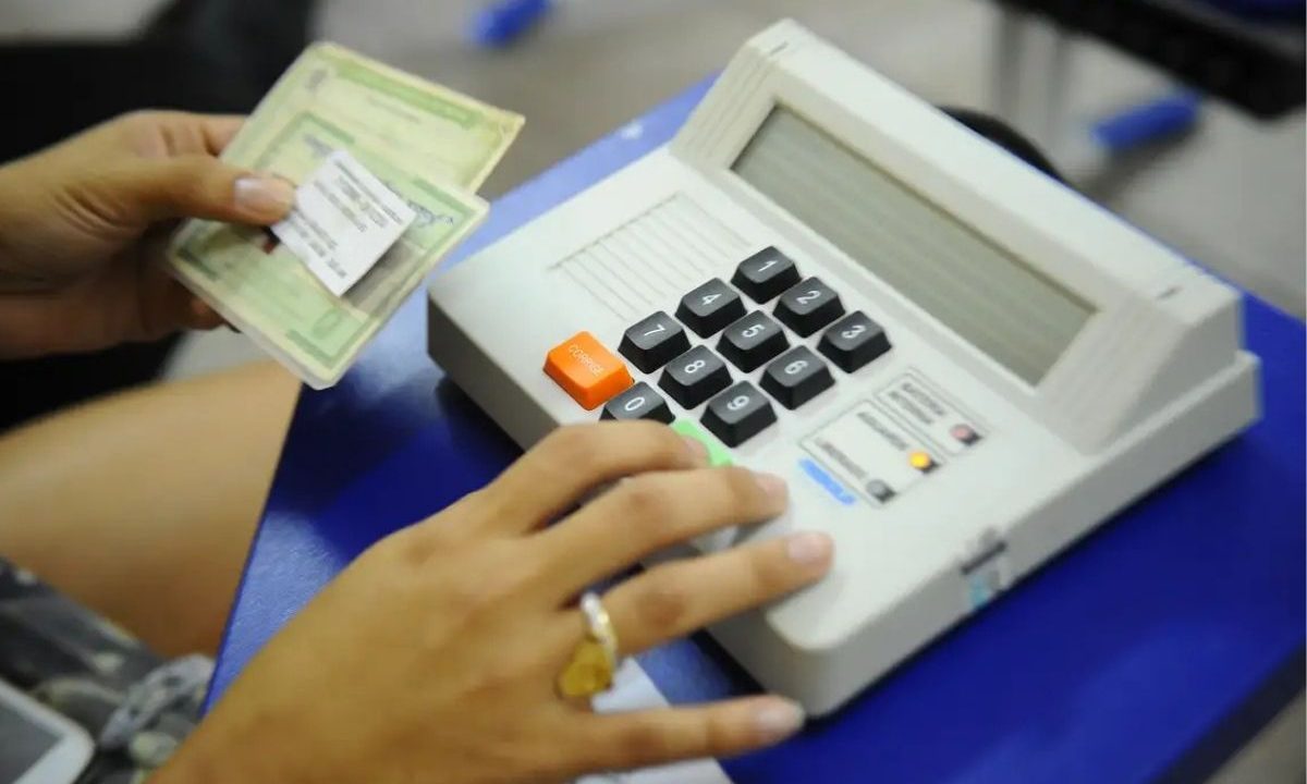 Cartórios eleitorais do Paraná ampliam horário de atendimento antes do fechamento do cadastro eleitoral