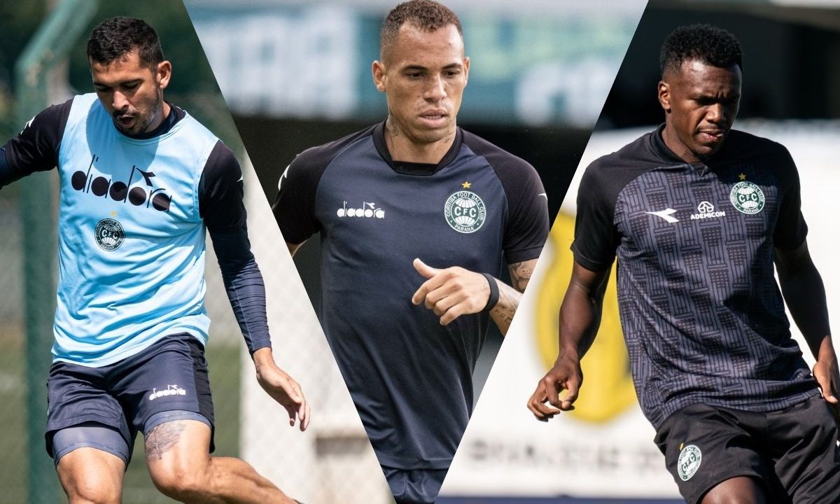 Montagem com três jogadores do Coritiba durante treino. Breno Lopes aparece ao centro, enquanto Jacy e Bruno Melo aparecem nas laterais. A imagem representa os desfalques do time para o confronto contra o Vitória.