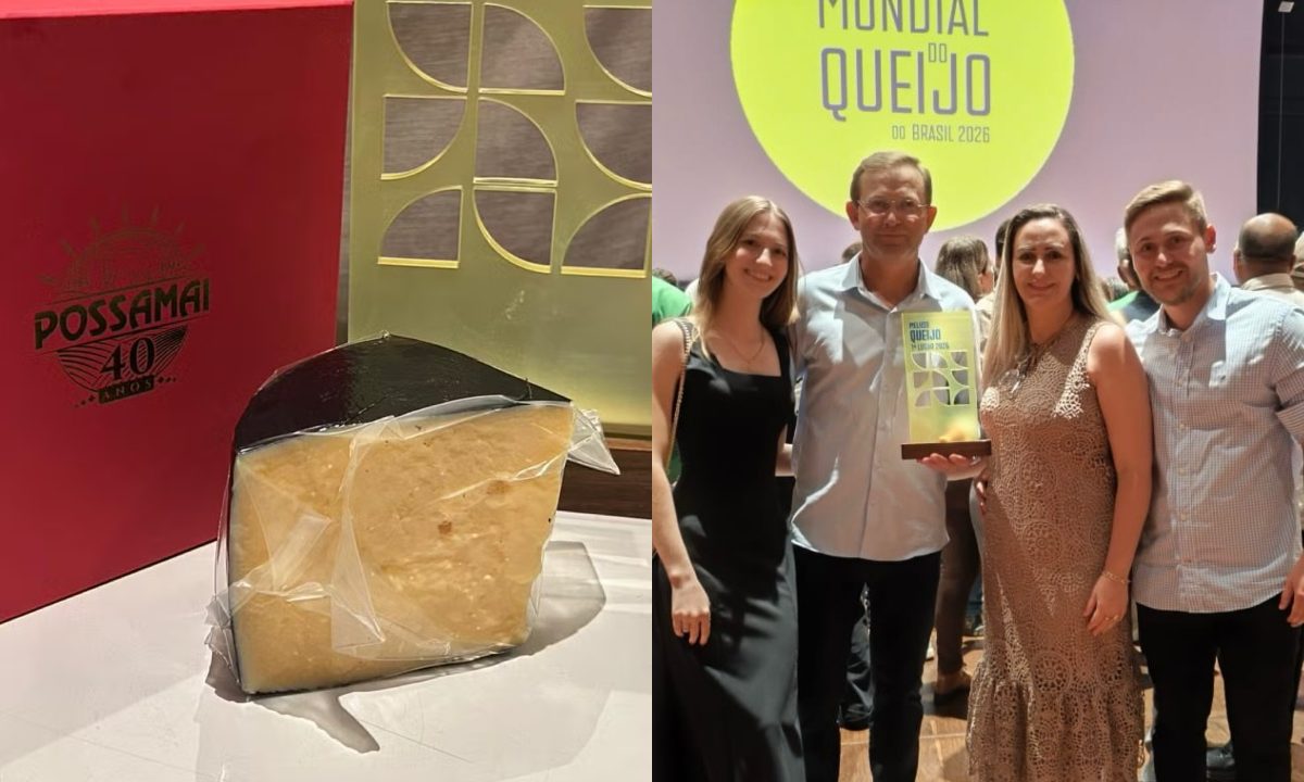 Colagem de duas fotos do melhor queijo do mundo, a primeira com sua amostra e a segunda com os produtores segurando o prêmio.