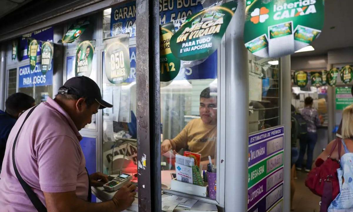 Lotérica para representar compra de volantes da +Milionária 350