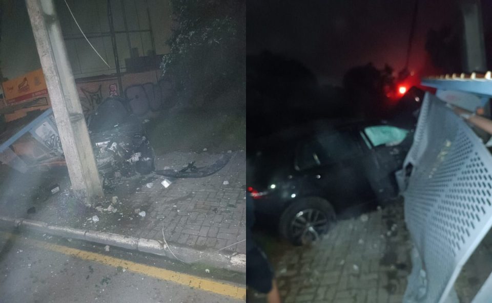 motorista-atinge-poste-araucária