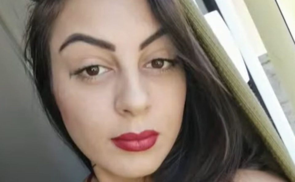 Mulher encontrada morta em selfie