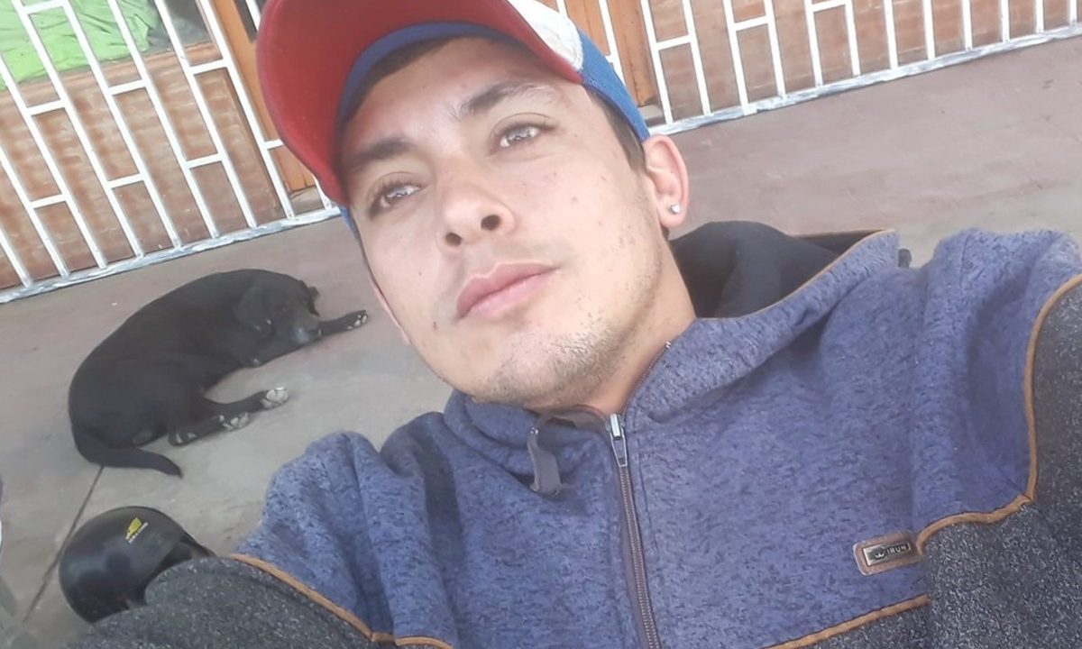 Foto de Cristian Nicolás Romero, enteado que morreu asfixiado pelo padrasto na Argentina.