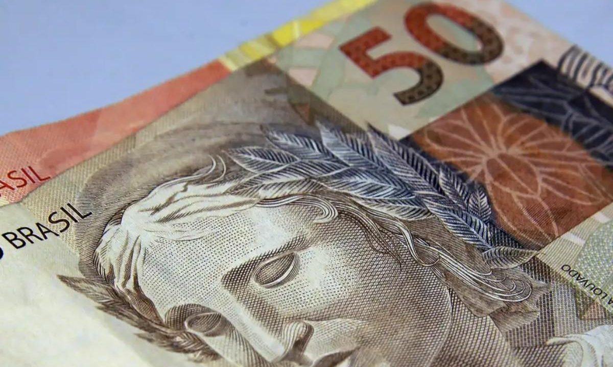Foto de uma cédula de R$ 50 para ilustrar a matéria com o resultado da Lotofácil 3660